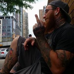 Meet your Posher, Derek