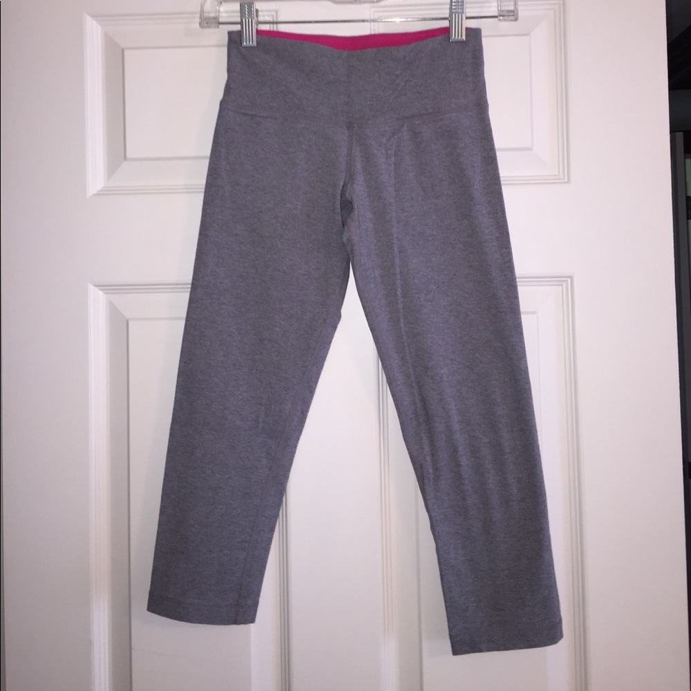 3/4 Lululemon cotton leggings