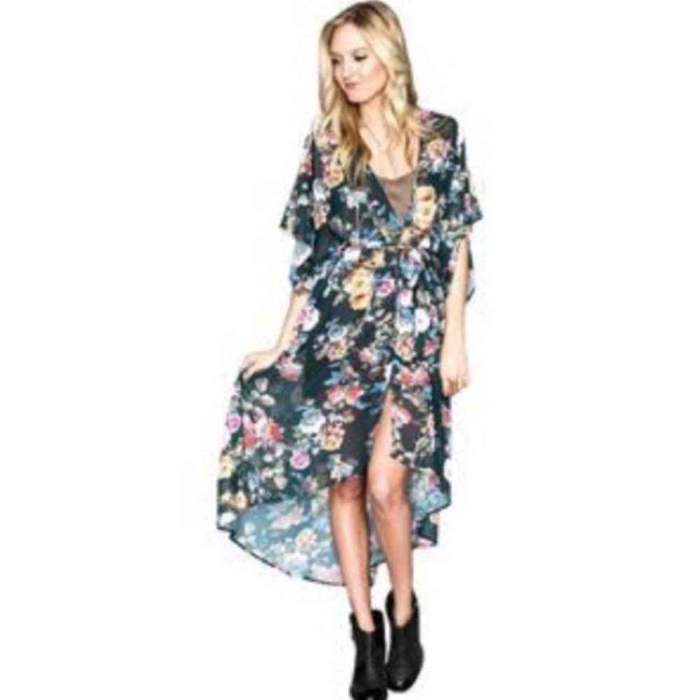 Show Me Your Mumu Mallory wrap in Roseio & Juliet