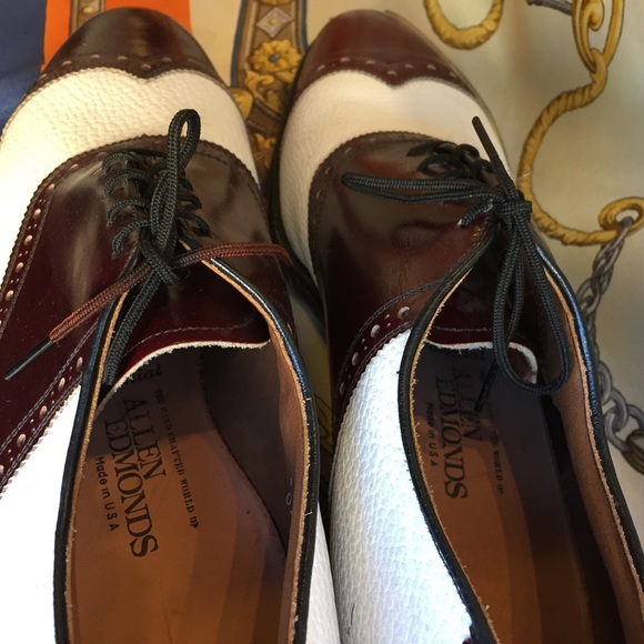 Allen Edmonds Wingtip Shoes - Picture 4 of 5