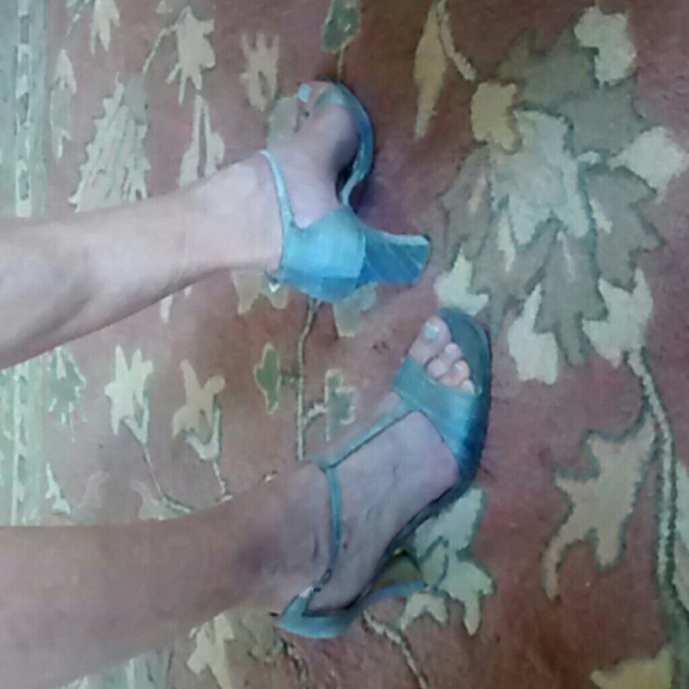 Retro high heel shoes