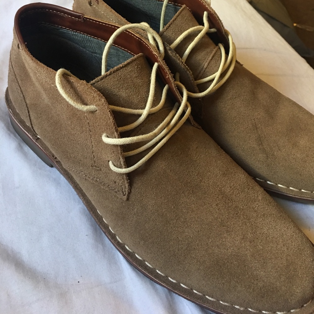 Desert sun chukka