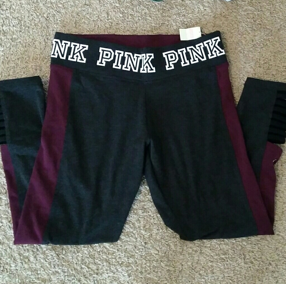*NWT * VS PINK cropped leggings