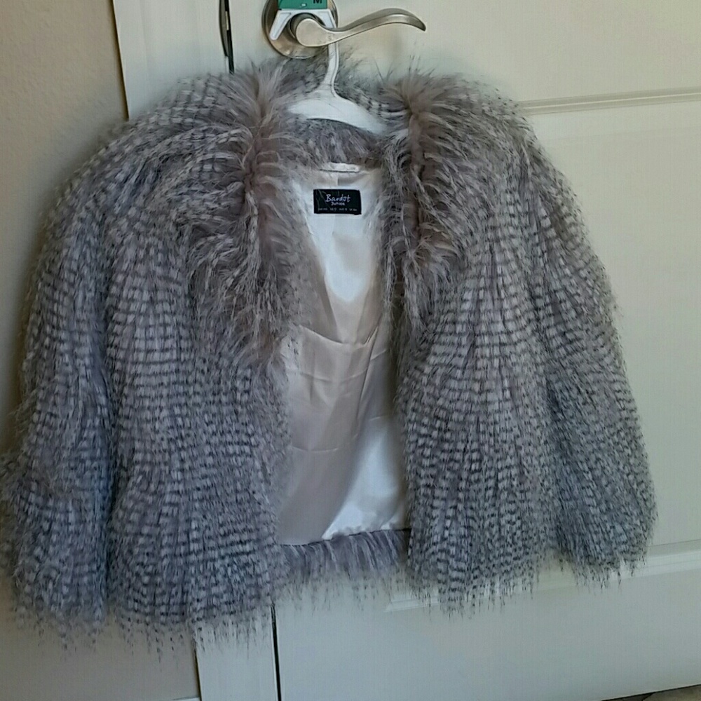 NWOT Emu australian coat