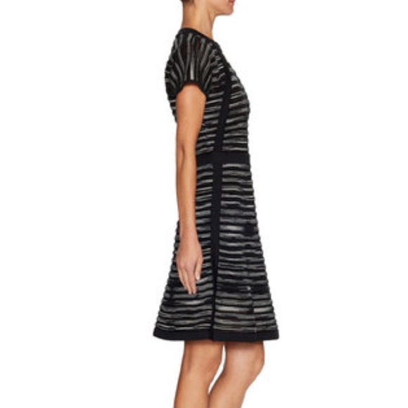 Intarsia illusion wrap dress - Picture 3 of 5