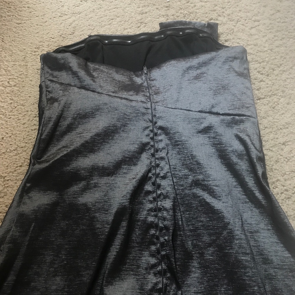 Betsy & Adam strapless dress - Picture 4 of 5