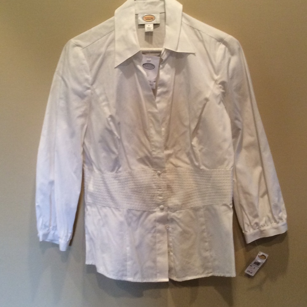 Beautifully detailed white Talbots blouse
