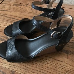 Lucky Black wedge heels