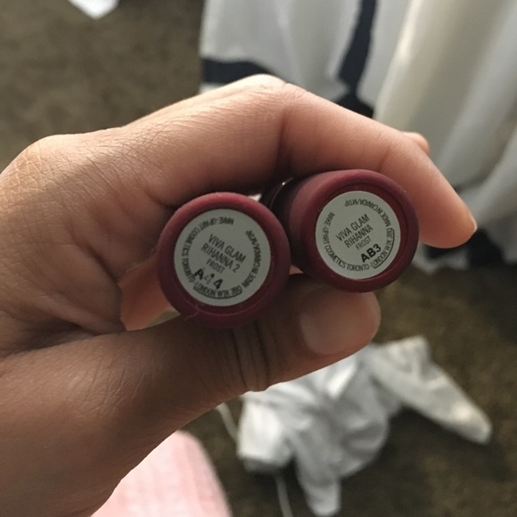 2 Mac viva glam Rihanna edition:) - Picture 2 of 2