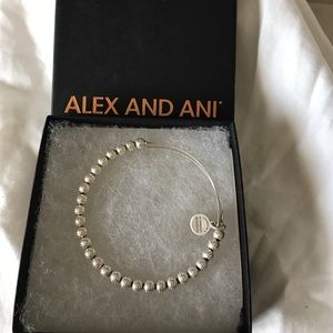 Silver beaded bracelet