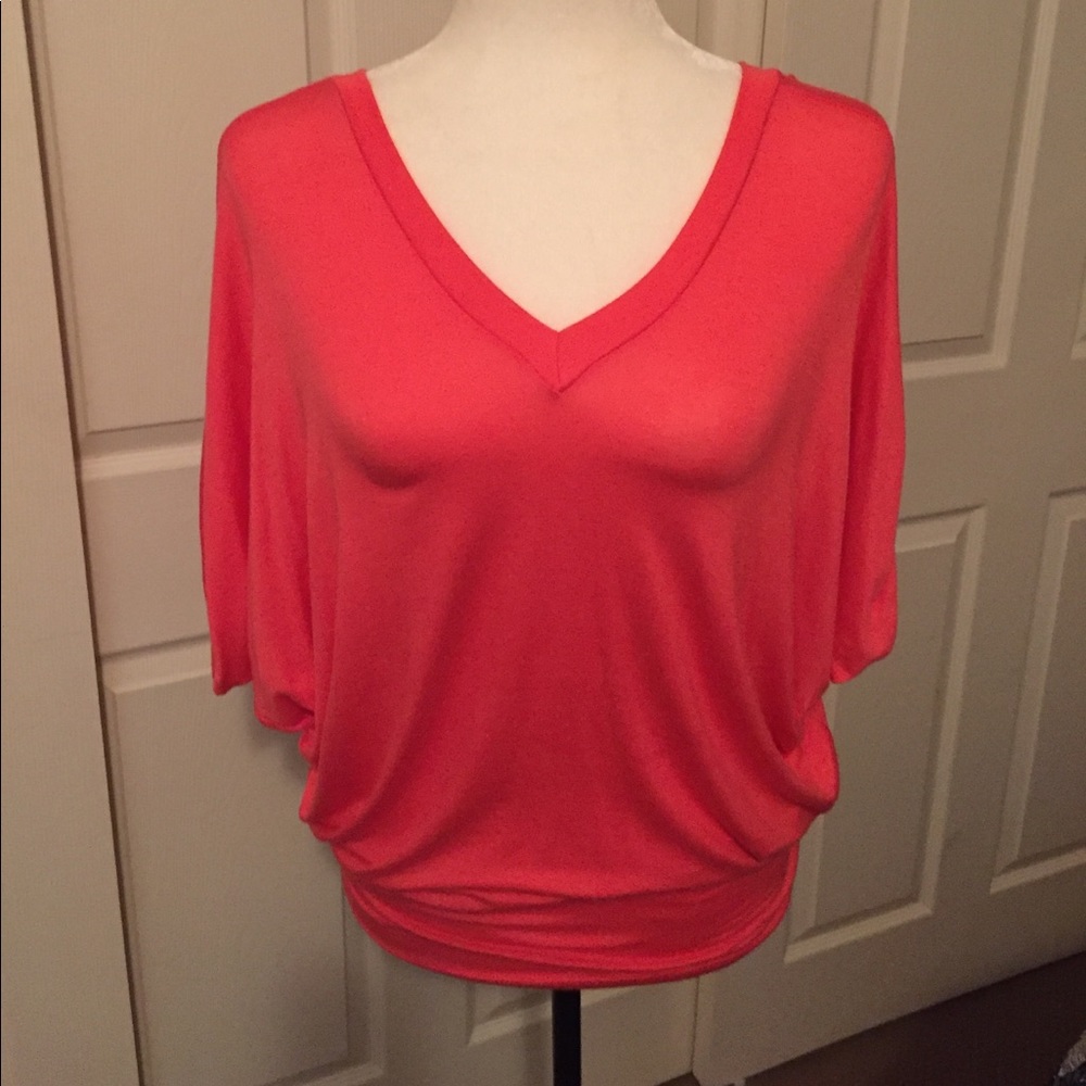 Gorgeous coral color top