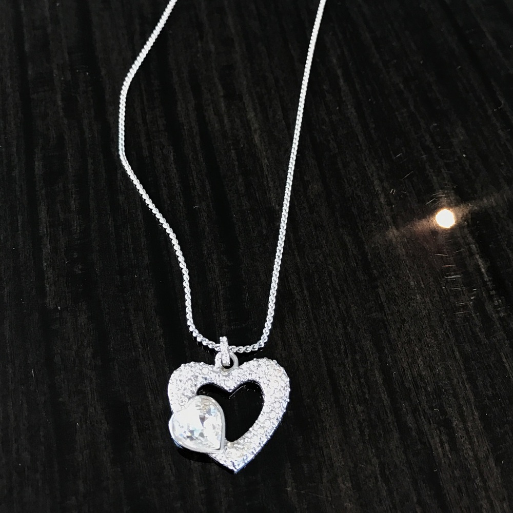Swarovski necklace crystals / diamonds sparkling