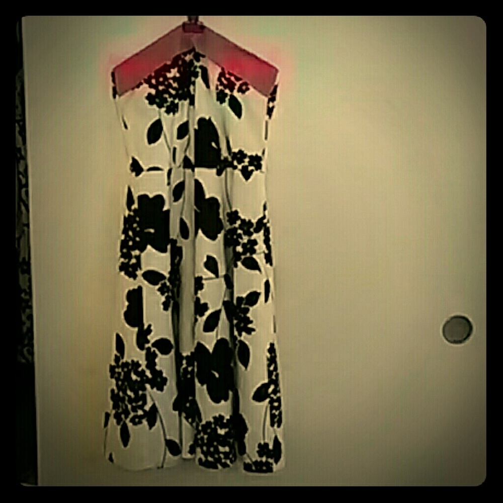 Strapless dress