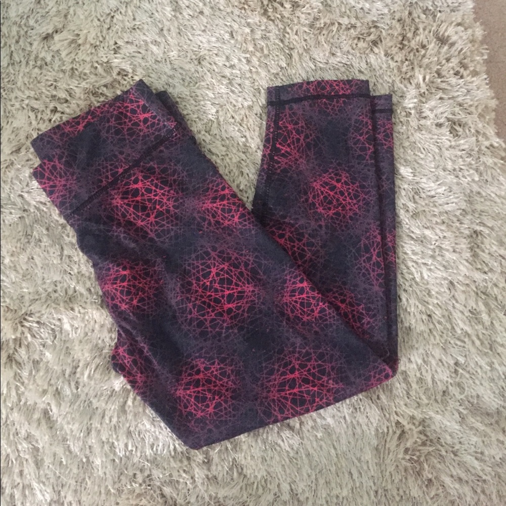 Velocity Capri Workout Pants