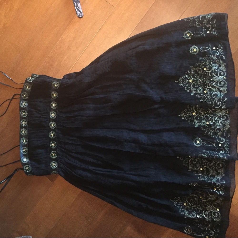 Like new Maggy London dress size 4P