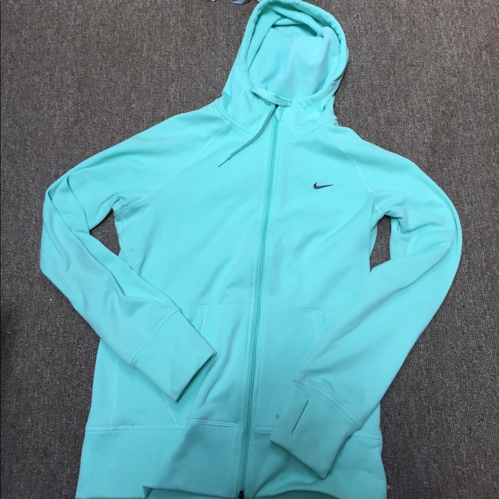 Size medium mint green Nike Therma-fit.