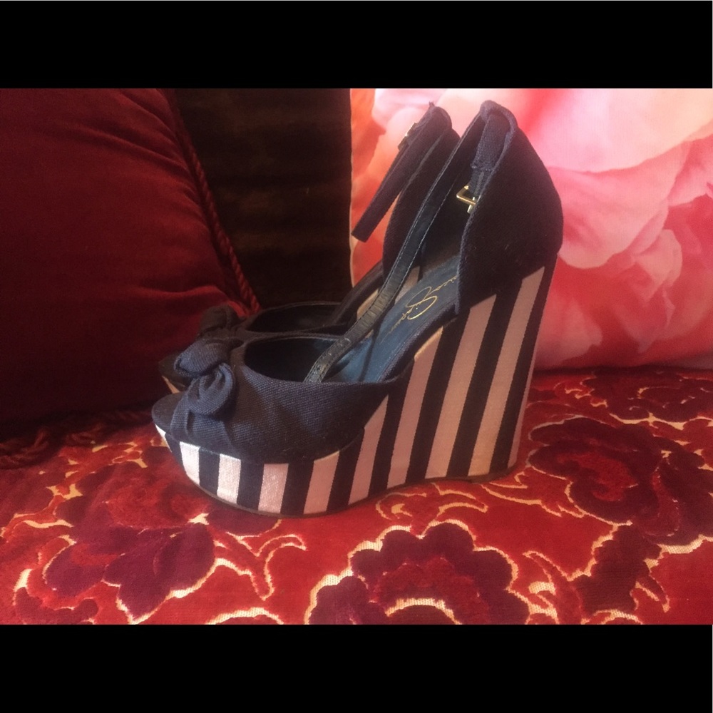 Jessica Simpson Wedges