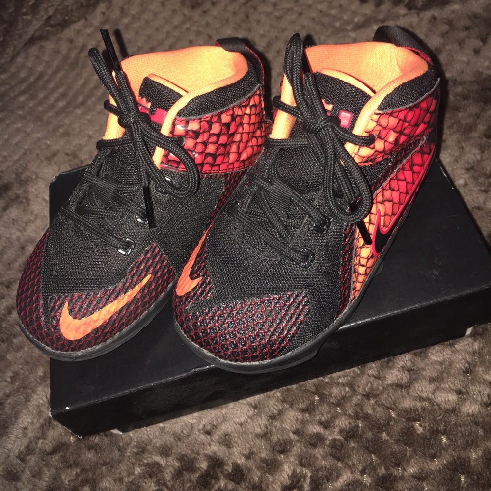 Kids Lebron XII shoes