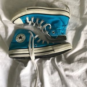 Blue converse