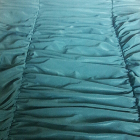 Club dress - Picture 4 of 7