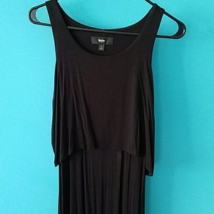 Maxi partially open back