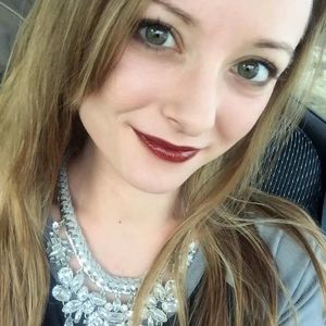 Meet your Posher, Ali