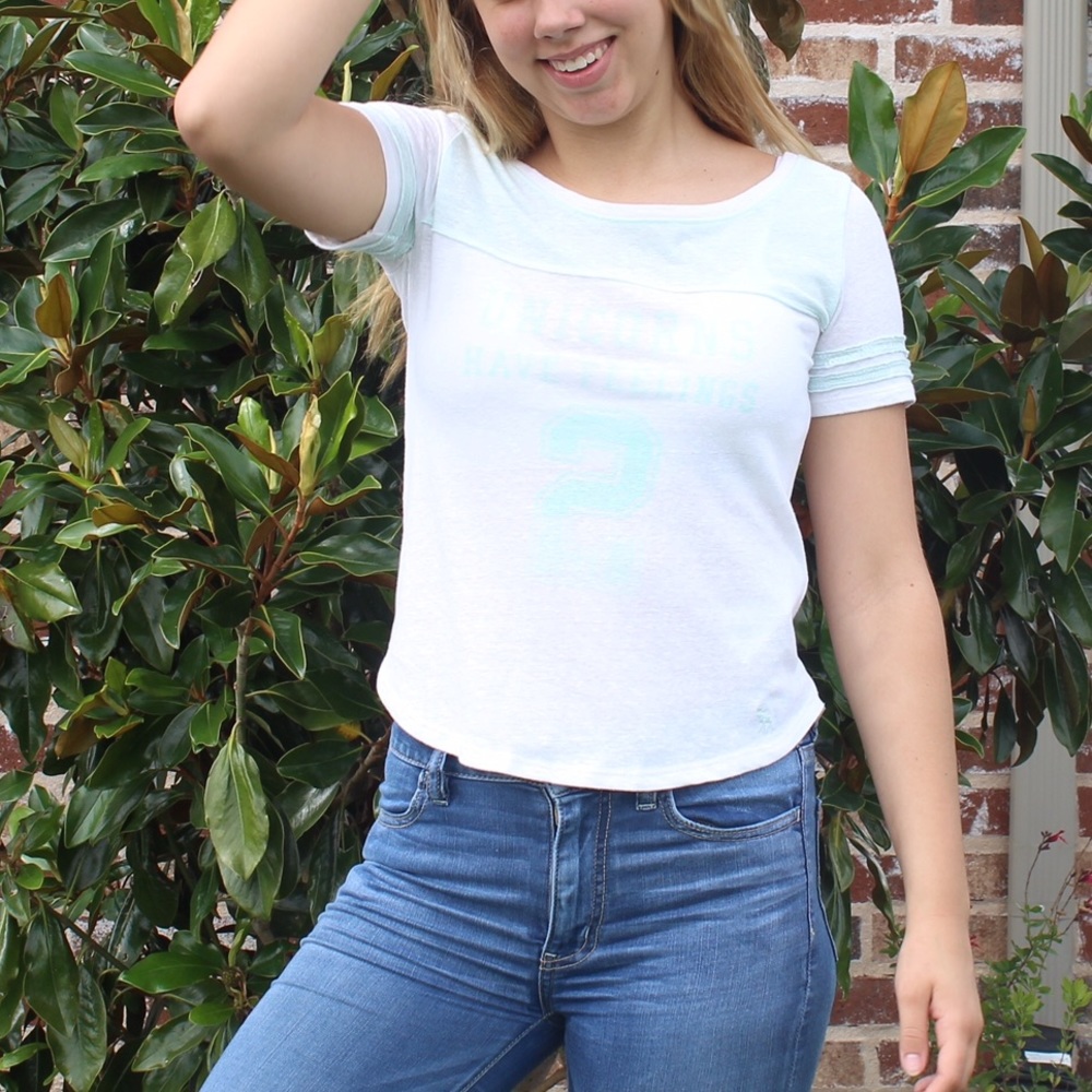 abercrombie "unicorns have feelings 2" t-shirt