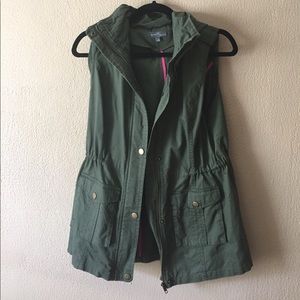 Market & Spruce Jahana Cargo Vest