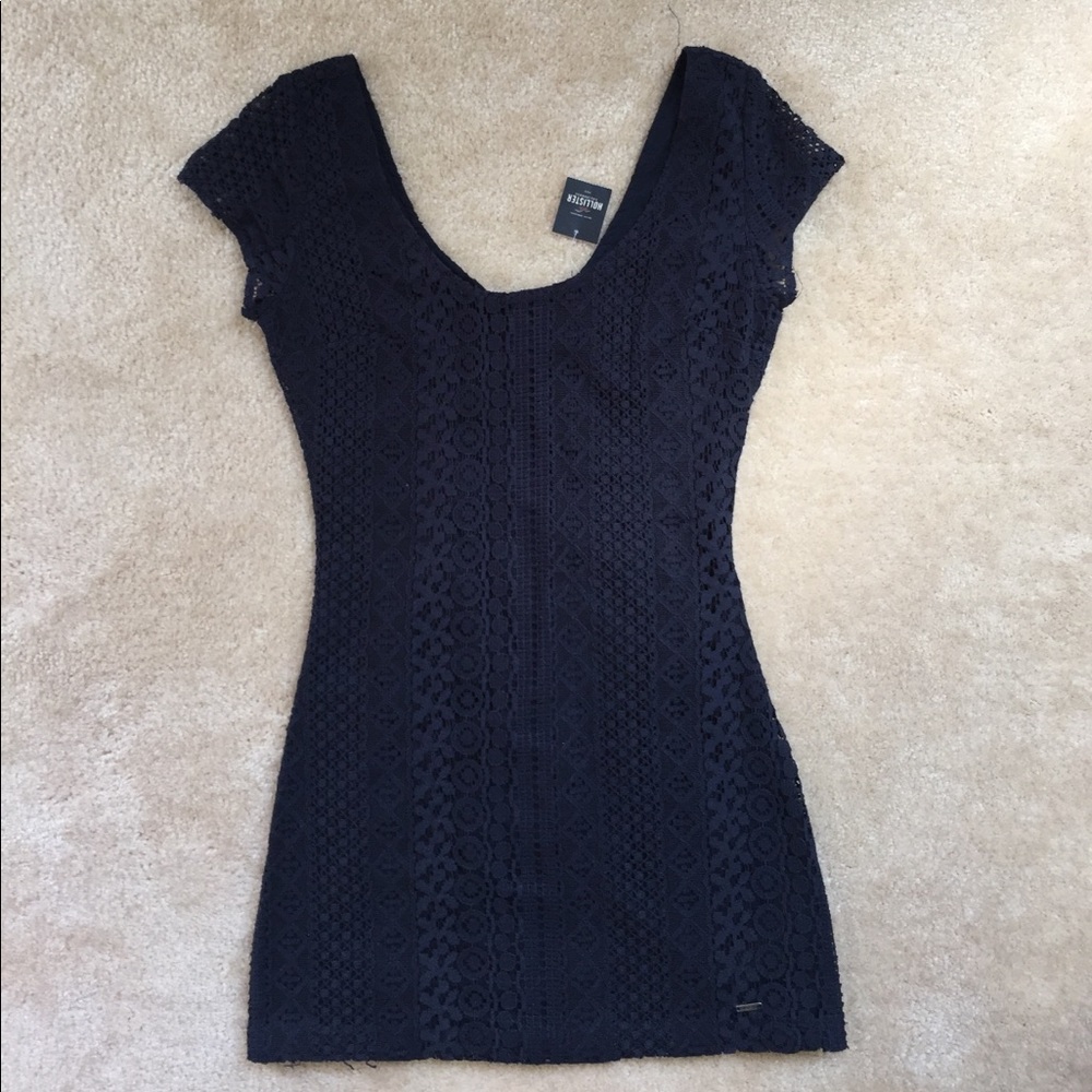 NWT- Hollister Lace Dress (0)