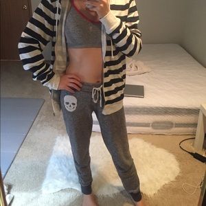 Hoodie and sweat pants set. Size S