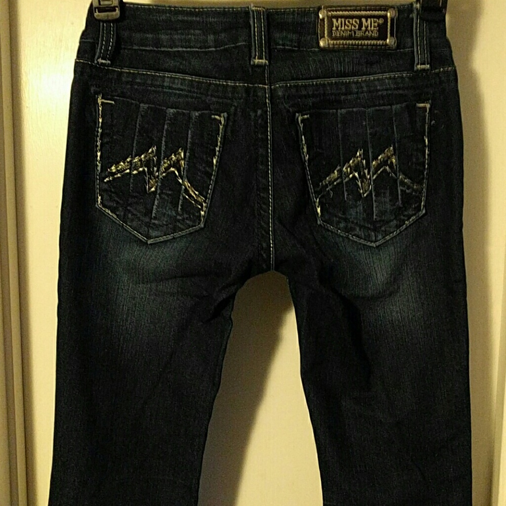 Miss Me boot cut jeans (size 27)