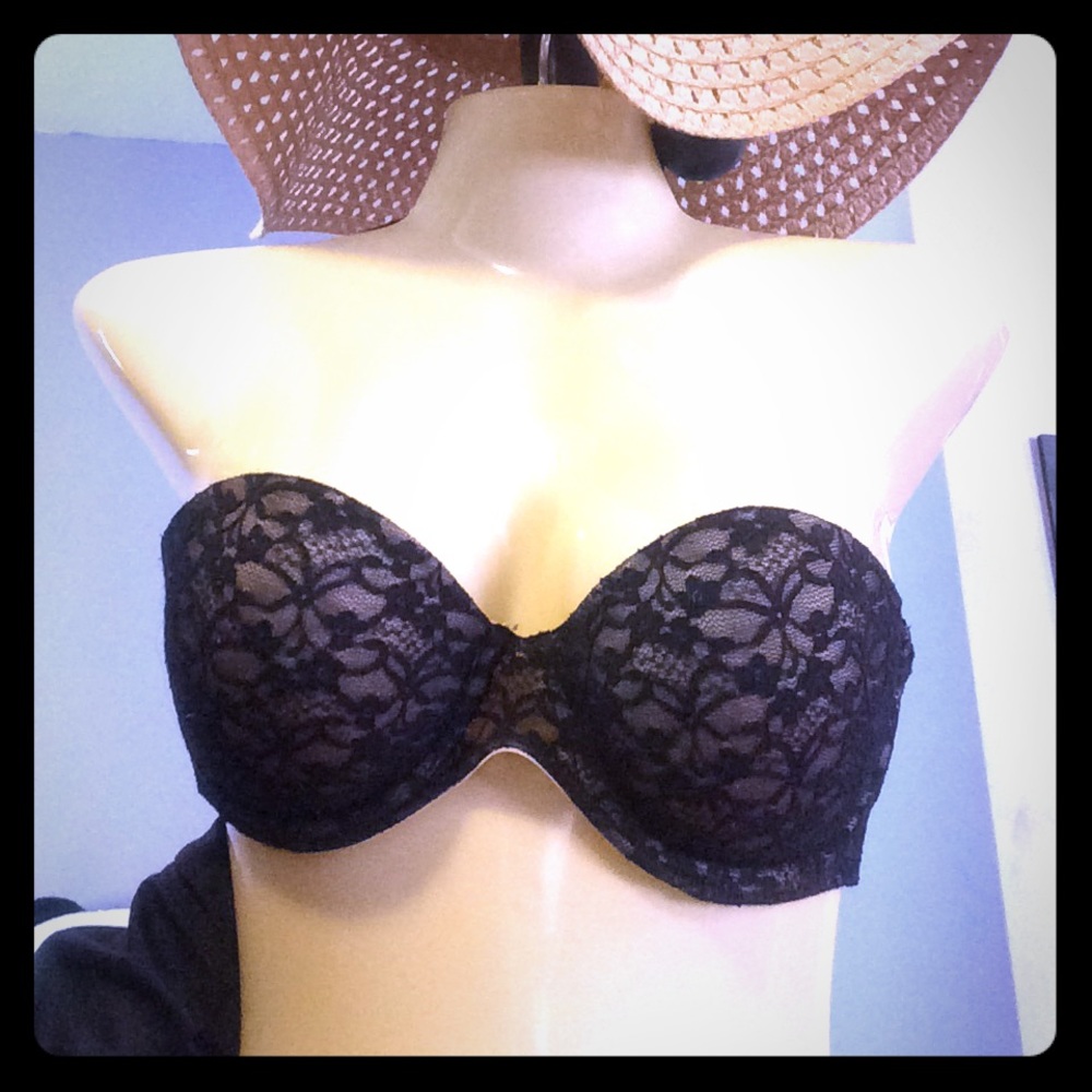 Strapless bra