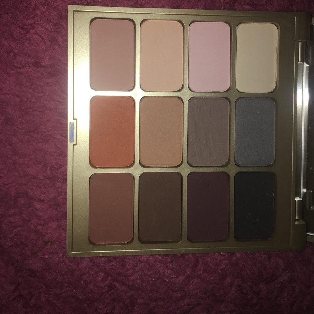 Stila eyes are the window palette in MIND - Picture 3 of 4