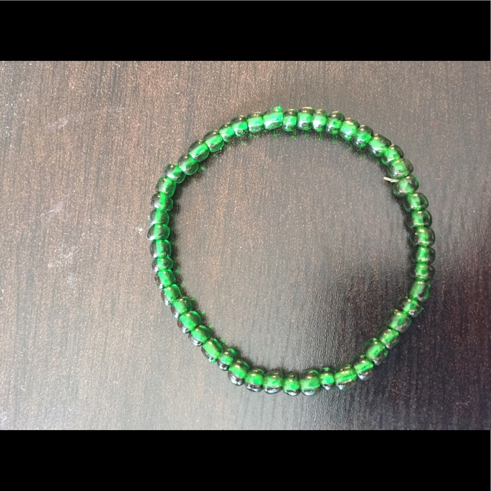 Handmade Beaded Bracelet - Picture 2 of 2