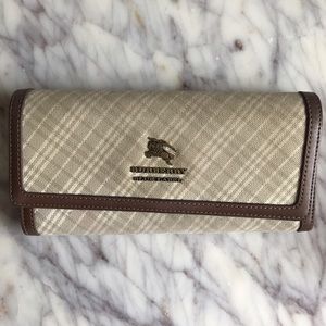 Burberry wallet