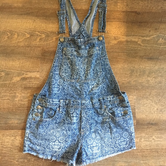 Bethany Mota Pants - Bethany Mota overall shorts.