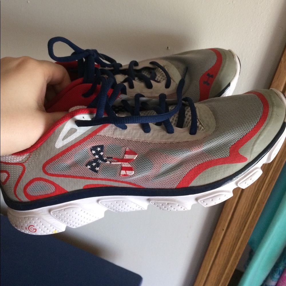 Under Armour shoes women's