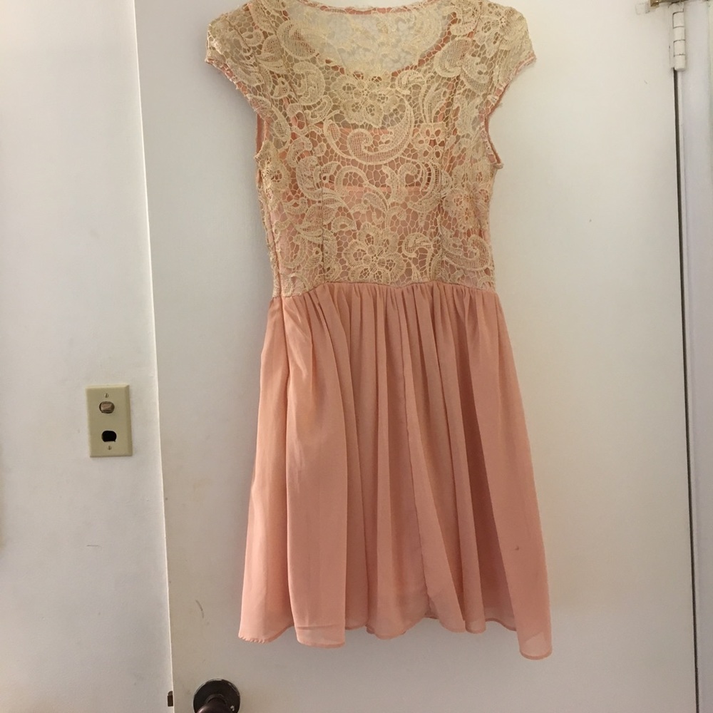 Pink/nude dress