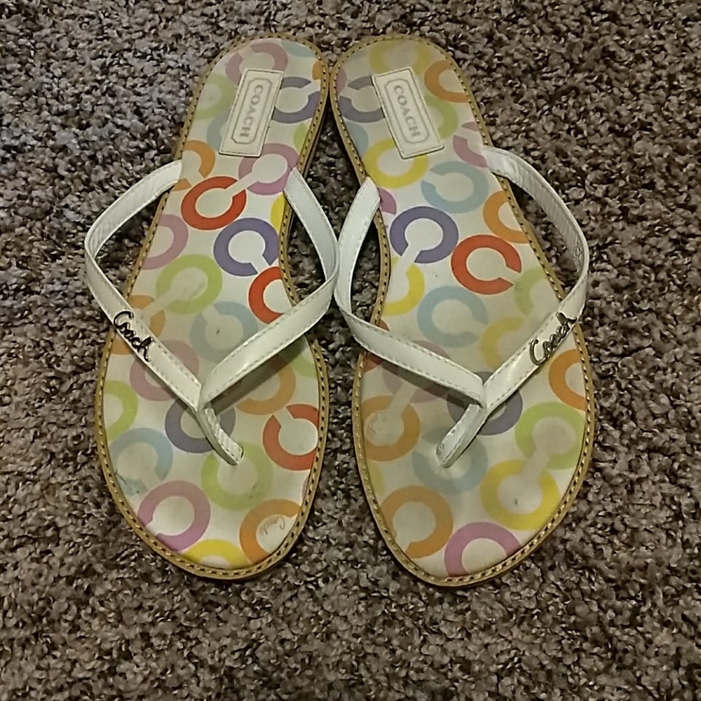 Coach flip-flop..