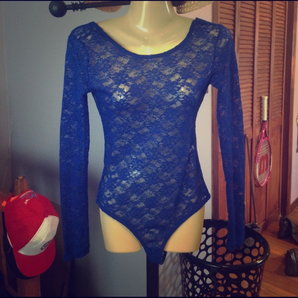 One piece T-shirt body suit