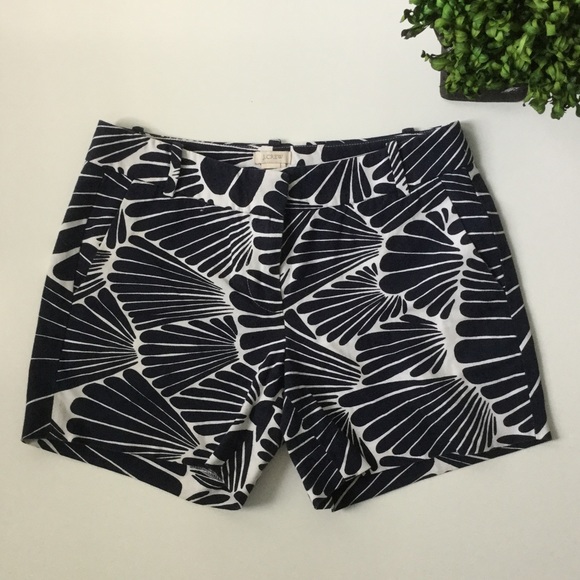 J. Crew Pants - J CREW Navy & White 4" Shorts