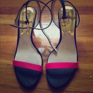 Black/hot pink MICHAEL Michael Kors sandals