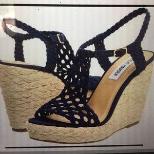 Size 8 Navy Blue Crochet Steve Madden Wedges