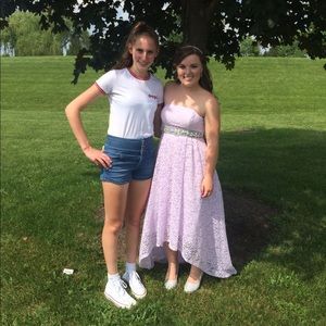 Light purple size 3 prom dress 🎀✨