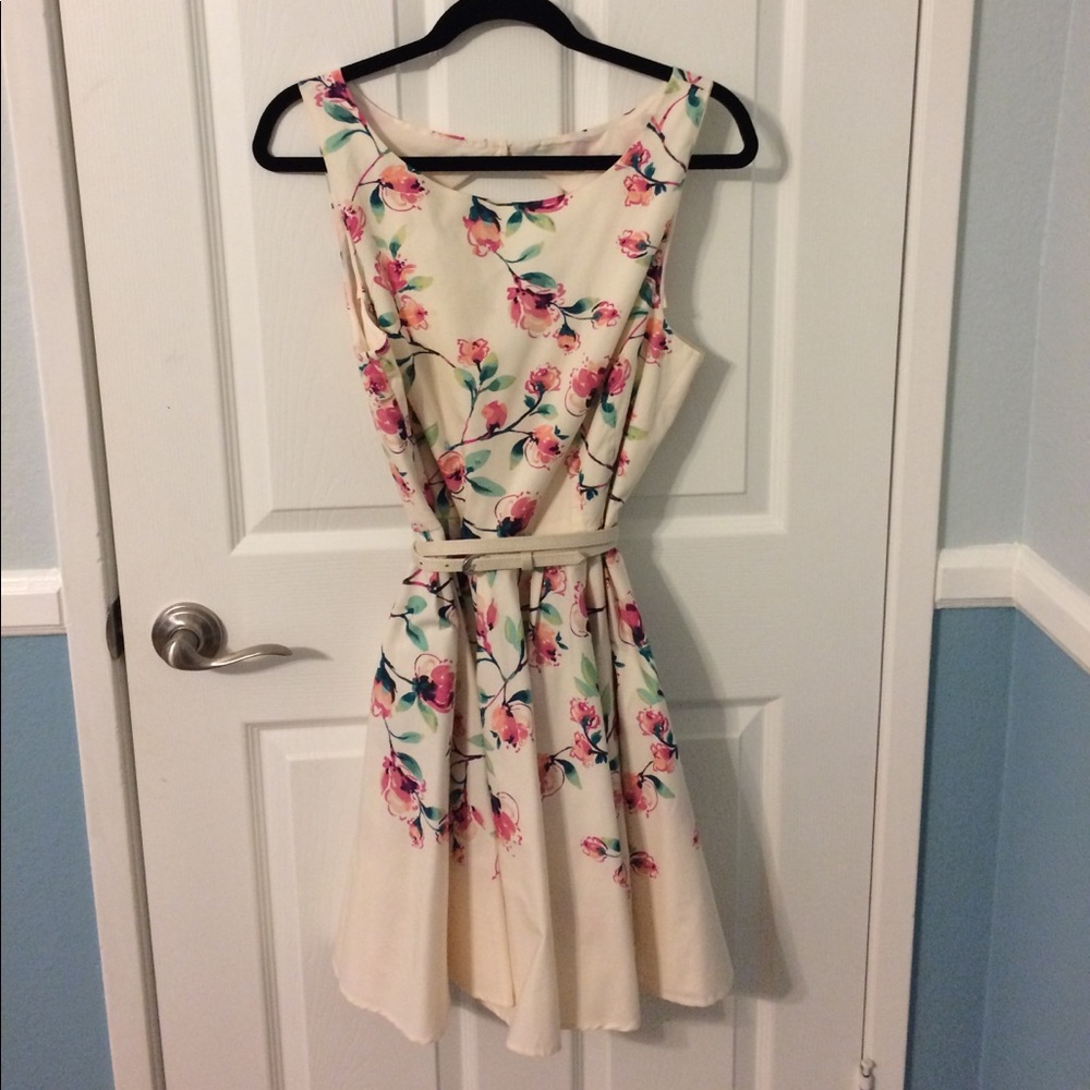 Beautiful spring/summer dress