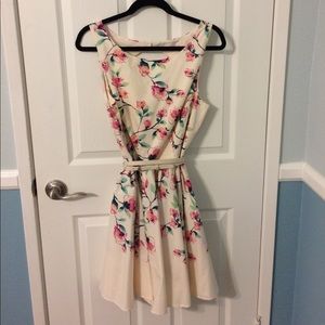 Beautiful spring/summer dress