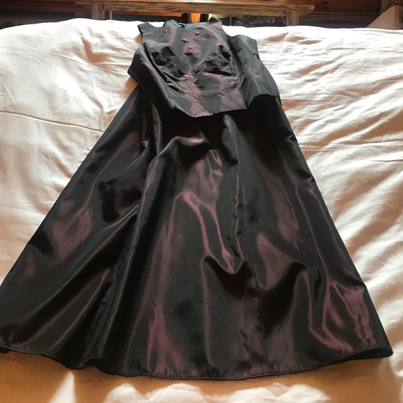 Satin Cocktail/ Prom Dress - Picture 6 of 6