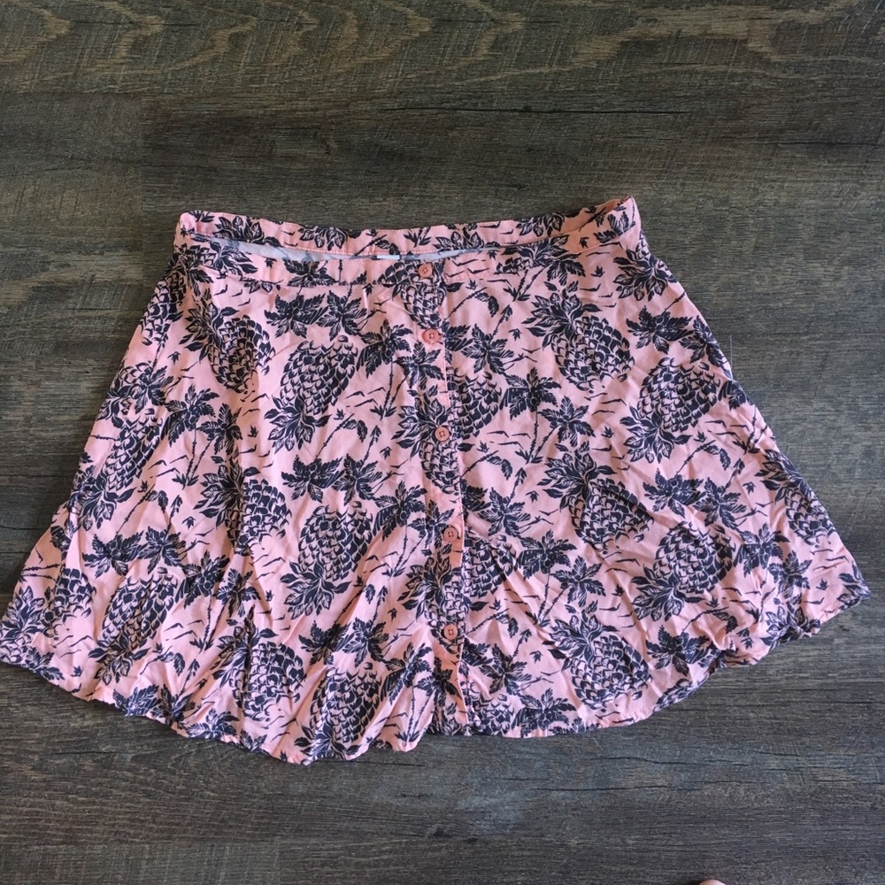 Aeropostale mini skirt.