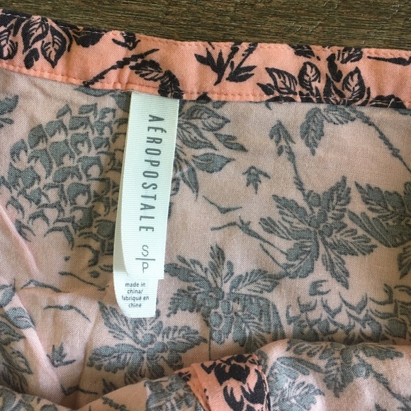 Aeropostale mini skirt. - Picture 3 of 3