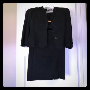 Max Studio - Navy Linen Skirt Suit - Sz 6